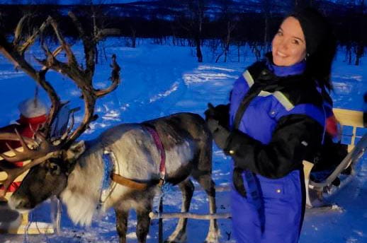 Simona Taposu with a reindeer